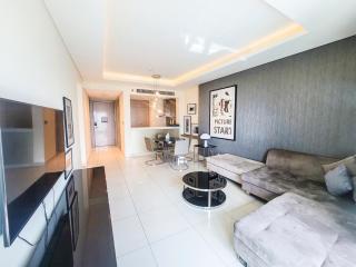 Damac Paramount Towers - Blue Ocean Holiday Homes - 7