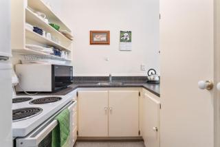 Trailside Escape - Lake Taupo Holiday Home - 1