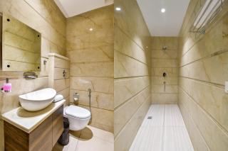 Hotel SG Continental Amritsar !! Prime Location ! Parking ! Open Terrace - 1