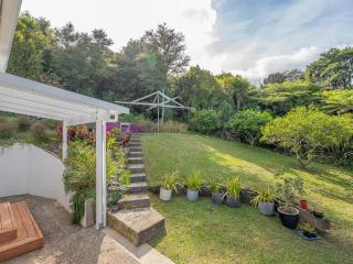 Coro Harbour View - Coromandel Holiday Home - 6
