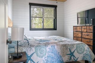 The Treasure Trove - A Dog-Friendly Gem - 4