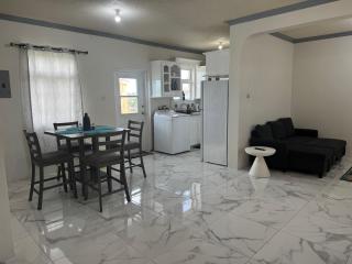 Crane Beach Newley Built Condo Steps From Beach - 0