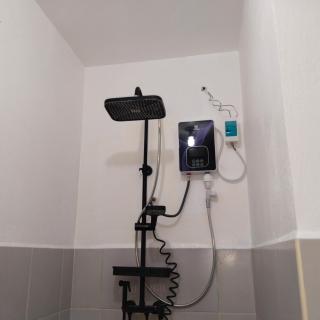 MJ Holiday Room Retreat - 8