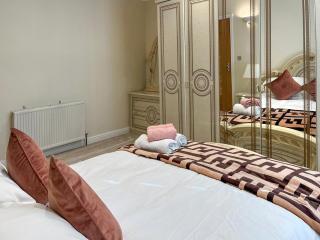 Royal Border Retreat - 4