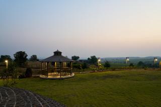 SaffronStays Ashfield - 5BHK Eco-Farmhouse with Pools, Jacuzzi, Lawn & Games Room - 4