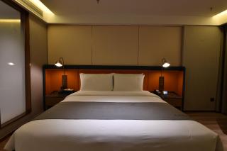 Hangzhou West Lake Wulin Square Roundabout International Hotel - 4