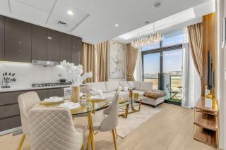 NH Luxury 2BR, Marina & Palm Views with Pool & Gym Access - 4