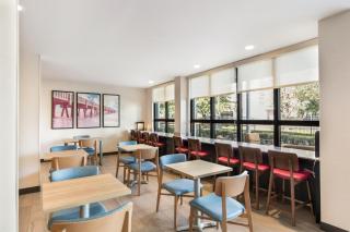 Home2 Suites Pensacola I-10 At North Davis Hwy - 2