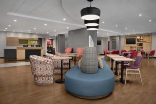 Home2 Suites by Hilton Lake City - 2