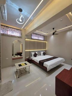 Hotel Modi Samrat - 1