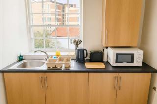 Stylish 1-Bed Flat in Trendy Montpelier, Bristol - 1
