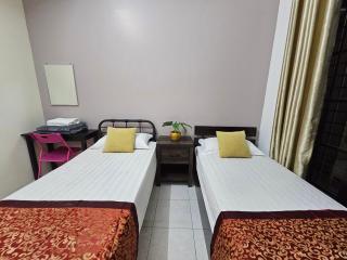 Warni Villa 8 Whole Or Room - 2