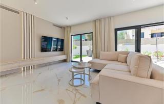 Ocean Front Home In Slatine - 7