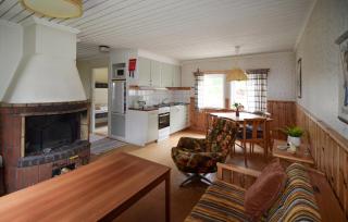 2 Bedroom Awesome Home In Ekshärad - Ekshärad - 8