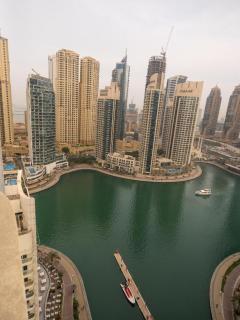 Wonderful 2bd with full marina view HIGH FLOOR - 8