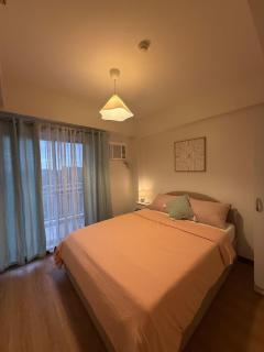 Stylish Cozy Nordic 2BR Netflix & Free Parking - 2