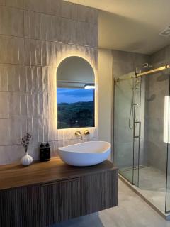 Golden Ridge Retreat - 1