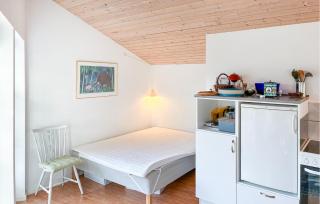 1 Bedroom Awesome Home In Mern - Stavreby - 1