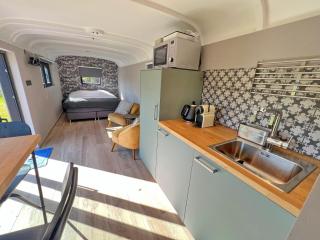 Pine Tree Tiny cottage - 6