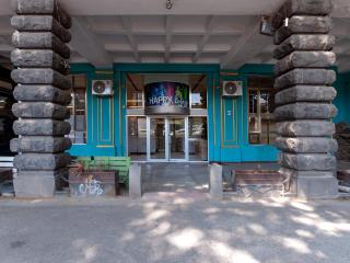 Capsule Hotel Happy lounge - 4