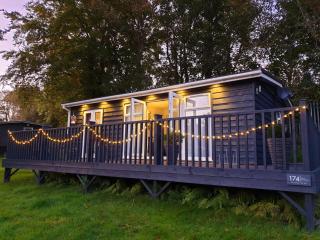 Chalet 174 Glan Gwna Park Caernarfon - 0