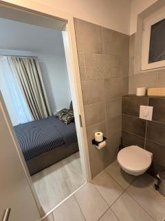 Danube 3 Beds with Big Balcony parking 10euro a day - 6