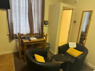 Woodfield Lodge Apartments - 4