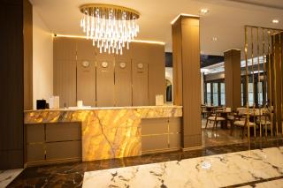 Green Park Hotel - 0