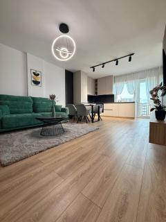 MoHost Magic - Feel the Spark - 0