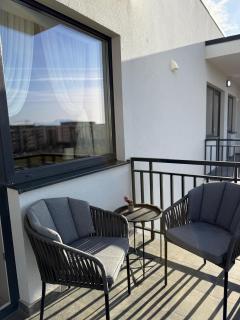 MoHost Magic - Feel the Spark - 6