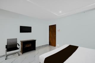 Super Townhouse Oak Bachupally Medical College Formerly SV Hotels - 5