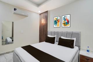 Super Townhouse DSIDC Bawana Formerly Kanhaiya Residency - 8