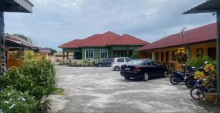 Collection o Langkawi near pantai cenang formerly tokman inn - 0