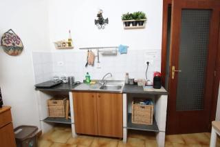 Charming Chalet with Terrace in Lavinaio – 32 m² - 3