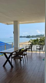 Buddy's Beach House Sipalay - 8