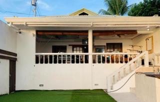 Oceanfront Scuba Villa - 1