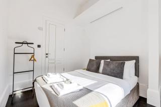 Delightful 2BR flat in Kensington, 2 minutes tube - 9