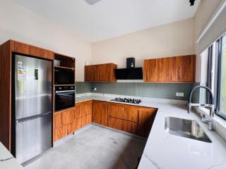 City Contemporary Comfort - 2