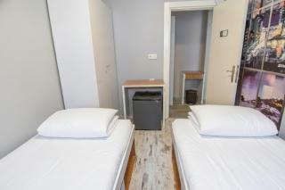 Central apart at Beşiktaş 2bdr with 3 single bed - 9
