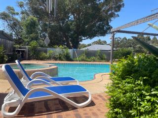 Swan Valley Rest Cottage - 9