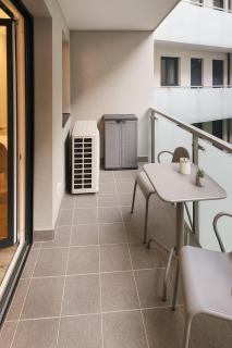 Budapest Flamingo Central Home Stay - Balcony, AC, Downtown - 9