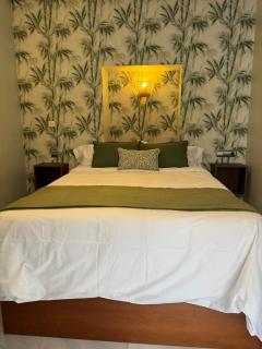 Makao Alameda 2 BR Apartment - 9