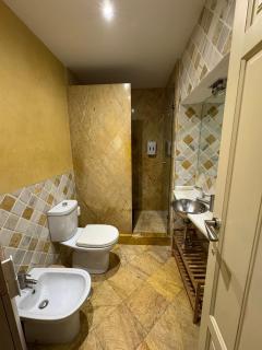Makao Alameda 2 BR Apartment - 8