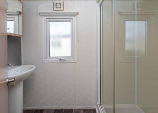 Lyons Manor House - 1