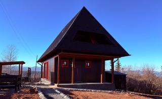 Casa Aproape de Stele din Beliș, Apuseni - 0