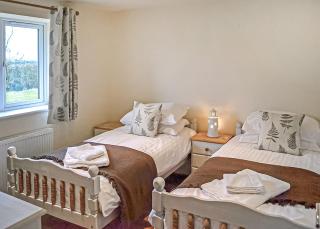 Little Moorland Farm Lodges - 1