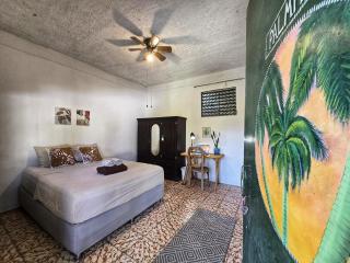 4 Amigos El Zonte - 9