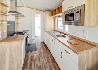 Towervans Caravan Park - 1