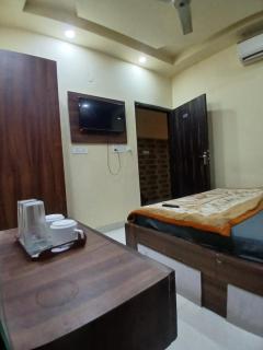 Agam homestay- Few steps walk From Golden Temple - 4