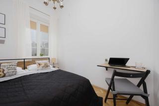 Old Town Comfort Apartment Near Vistula Boulevards by Noclegi Renters - 9